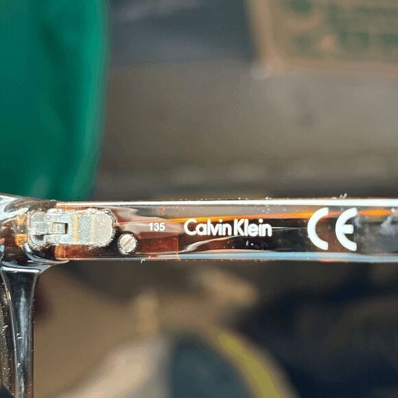 Calvin Klein CK R712s 240 57-17 135 Sunglasses Frames Excellent Used Condition - Picture 7 of 7